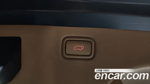 Kia Carnival 2017 thumb 8