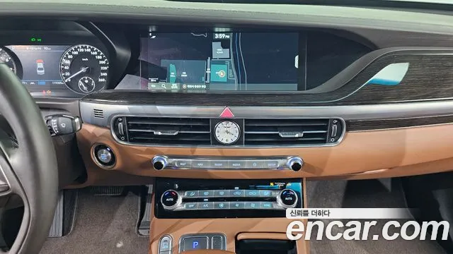 Genesis G90 2019 thumb 2