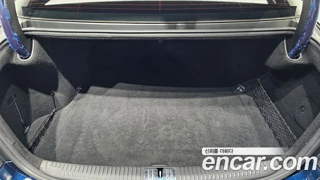 Genesis G90 2019 thumb 5