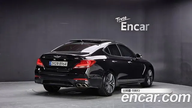 Genesis G70 2017 thumb 6