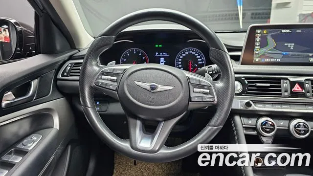 Genesis G70 2017 thumb 4