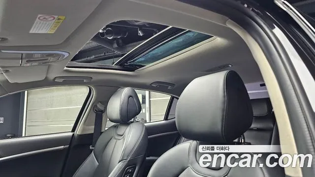 Genesis G70 2017 thumb 8