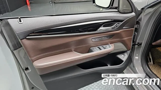 BMW 6 серии Gran Turismo 2021 thumb 6