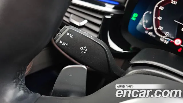 BMW 6 серии Gran Turismo 2021 thumb 11