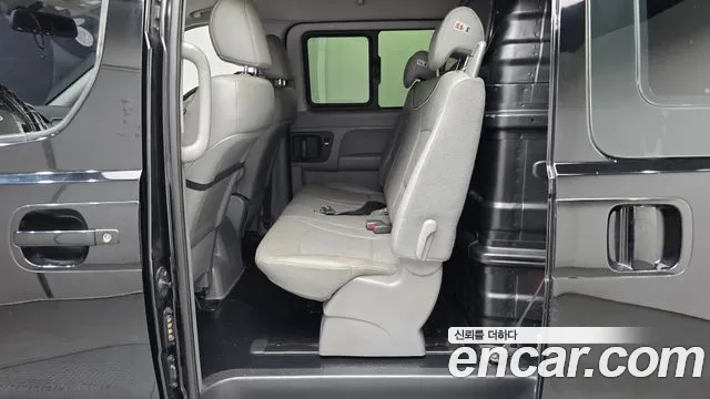 Hyundai Staria 2016 thumb 11