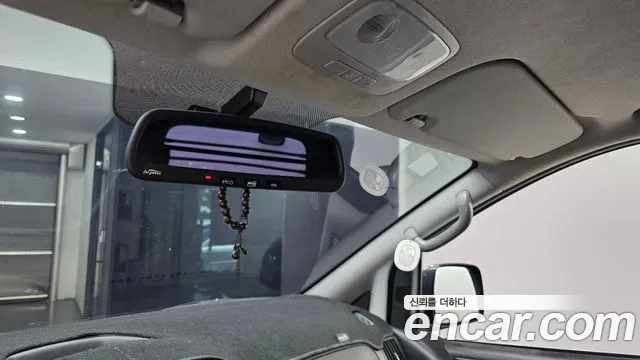 Hyundai Staria 2016 thumb 4