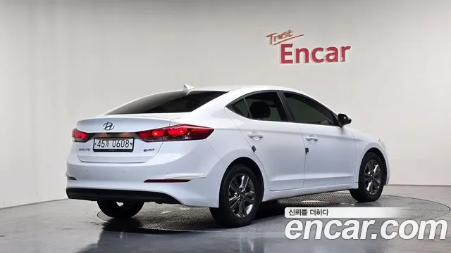 Hyundai Avante 2016 thumb 5
