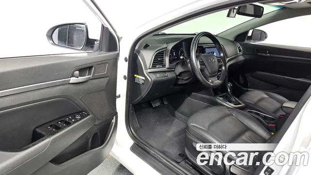 Hyundai Avante 2016 thumb 9