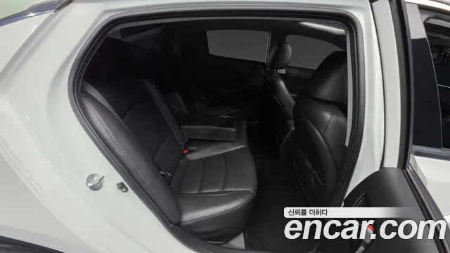 Kia K5 2015 thumb 10