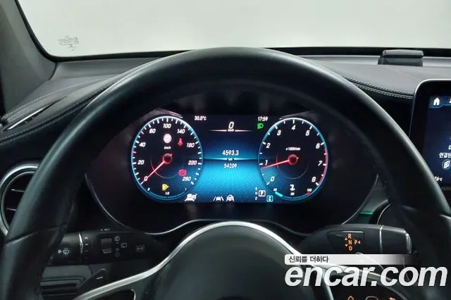 Mercedes-Benz GLC 2022 thumb 9