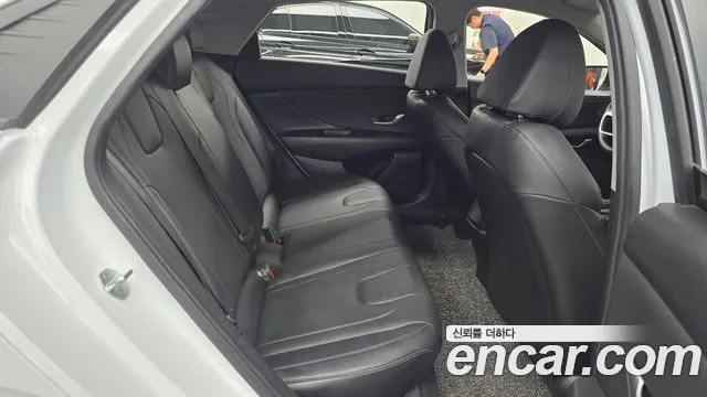 Hyundai Elantra 2020 thumb 12