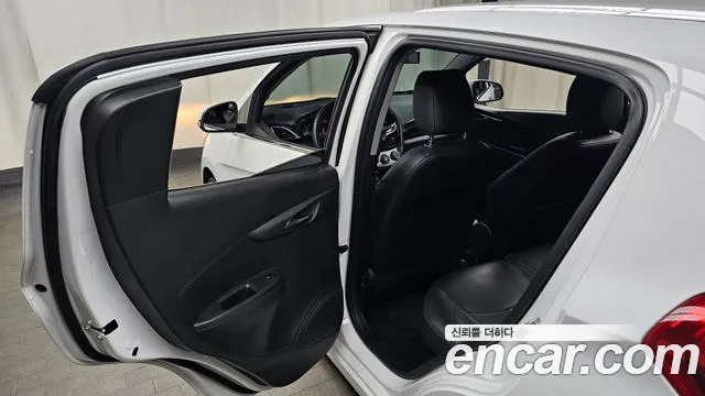 Chevrolet Spark 2022 thumb 9