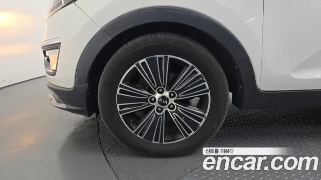 Kia Sportage 2013 thumb 12