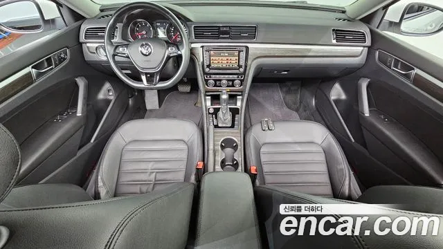 Volkswagen Passat 2018 thumb 8