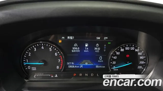 Ford Explorer 2023 thumb 8