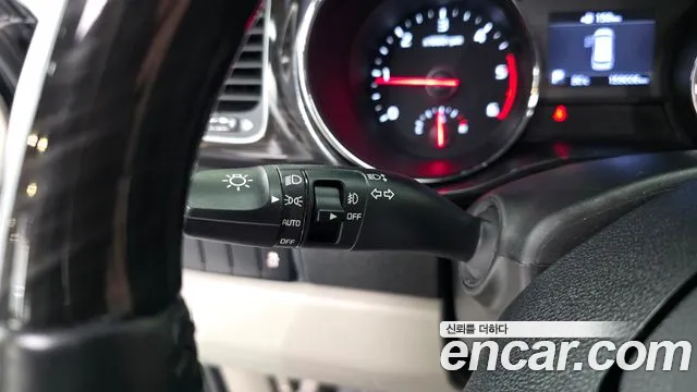Kia Carnival 2019 thumb 6