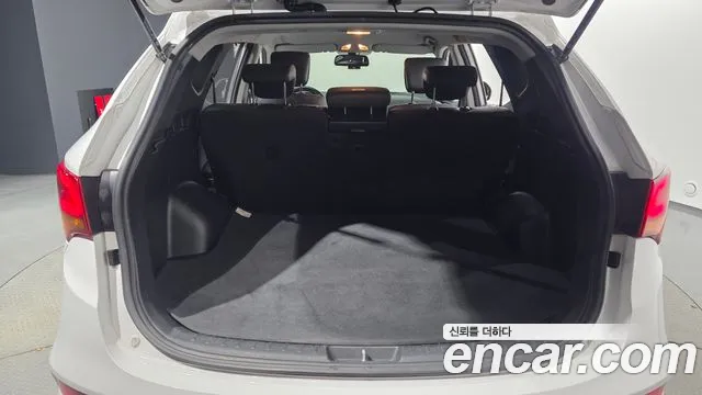 Hyundai Santa Fe 2016 thumb 11