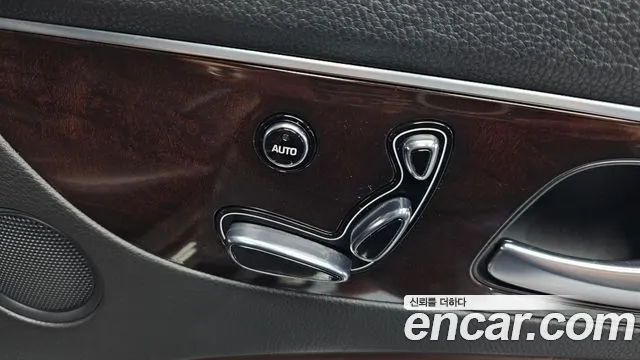 Hyundai Equus 2013 thumb 9