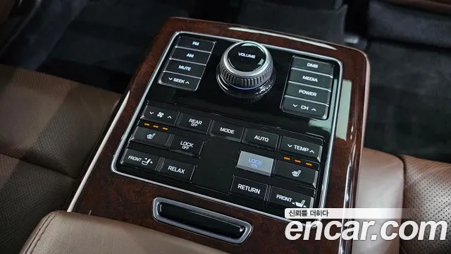 Hyundai Equus 2013 thumb 6