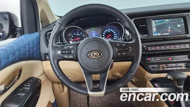Kia Carnival 2020 thumb 12