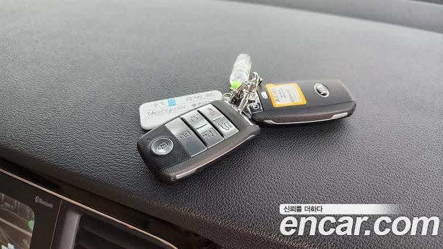Kia Carnival 2020 thumb 11