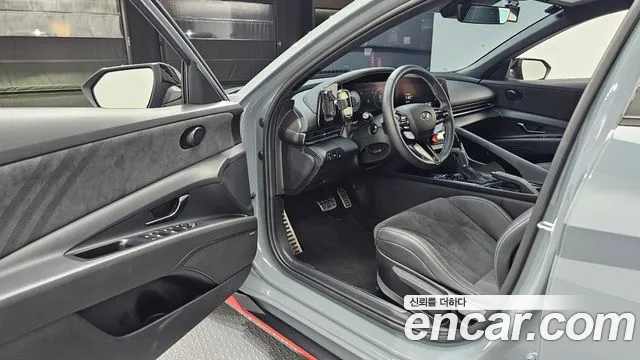 Hyundai Elantra 2022 thumb 6