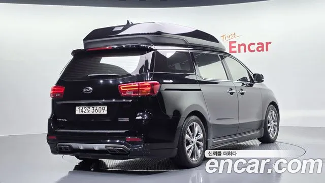 Kia Carnival 2020 thumb 4