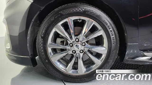 Kia Carnival 2020 thumb 10