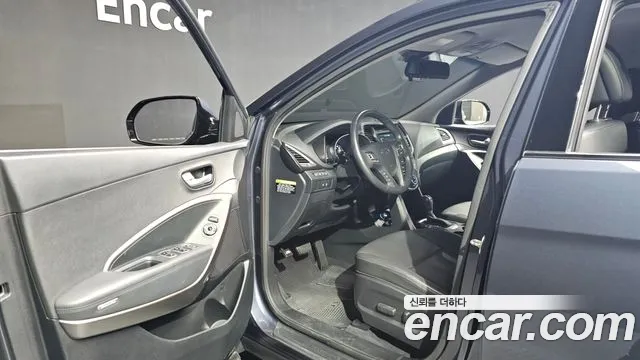 Hyundai Santafe 2015 thumb 9