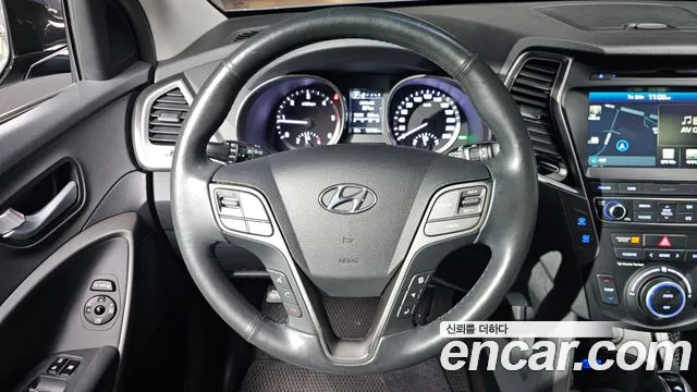 Hyundai Santafe 2015 thumb 6