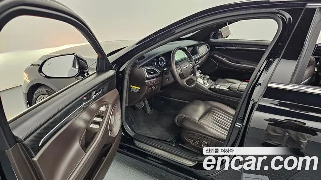 Genesis G90 2019 thumb 9