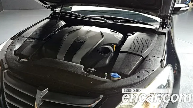 Hyundai Genesis 2013 thumb 8