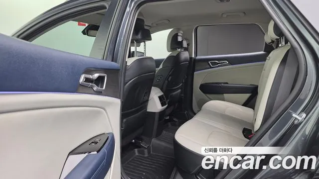 Kia Sportage 2023 thumb 2