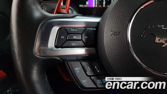 Ford Mustang 2020 thumb 9