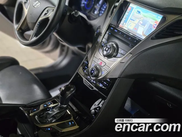 Hyundai Grandeur 2012 thumb 4