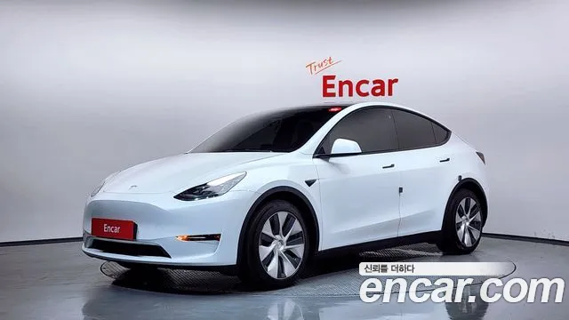 Tesla Model Y 2021 thumb 5