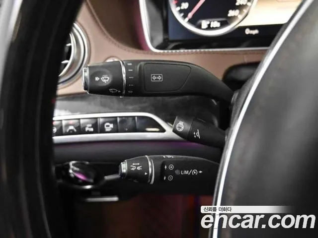 Mercedes-Benz S-Class 2014 thumb 10
