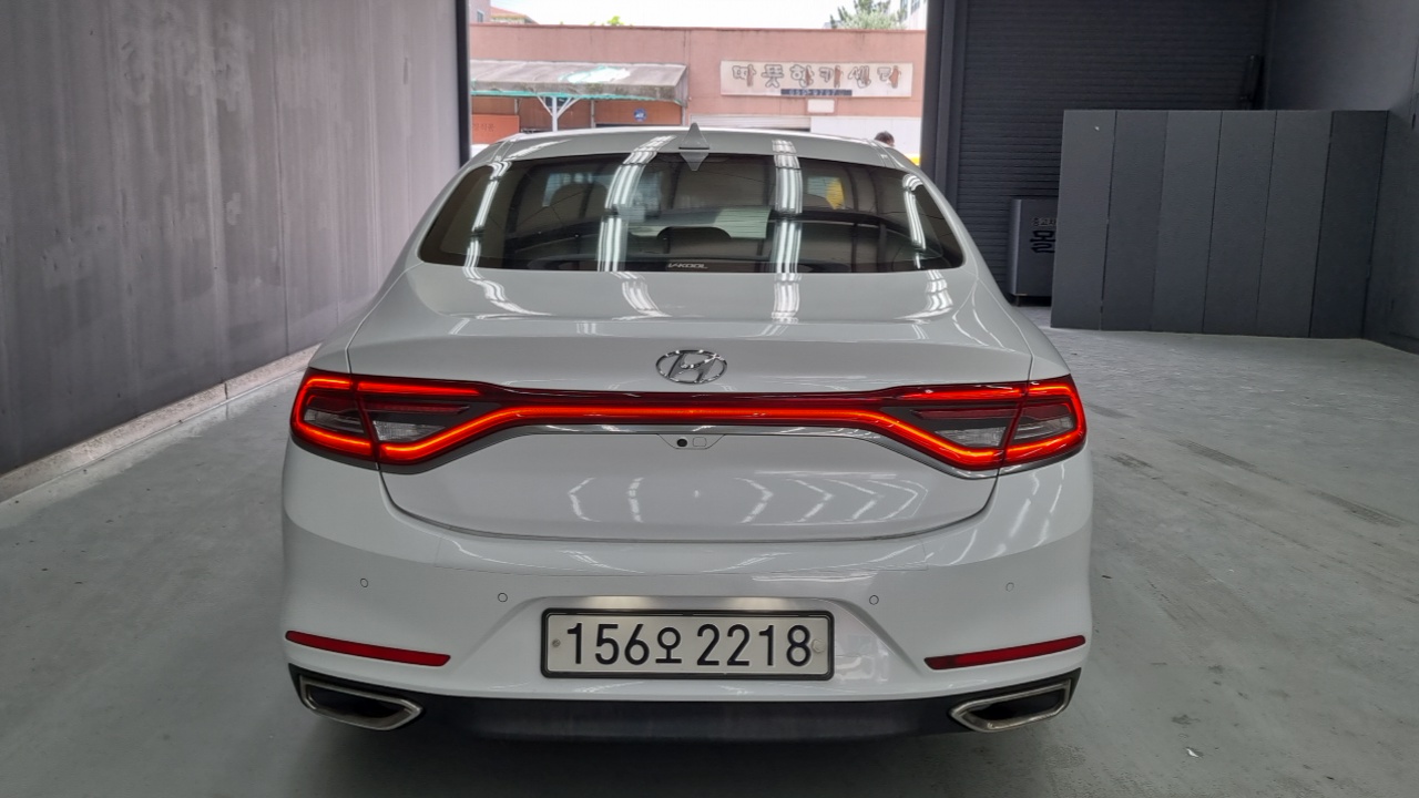 Hyundai Grandeur 2018 thumb 10