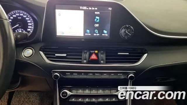 Hyundai Grandeur 2018 thumb 9