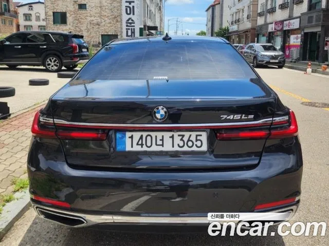 BMW 7 серии 2021 thumb 7