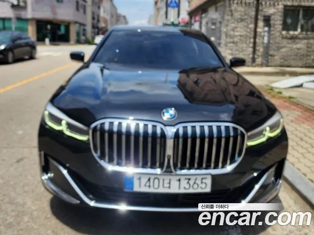 BMW 7 серии 2021 thumb 6