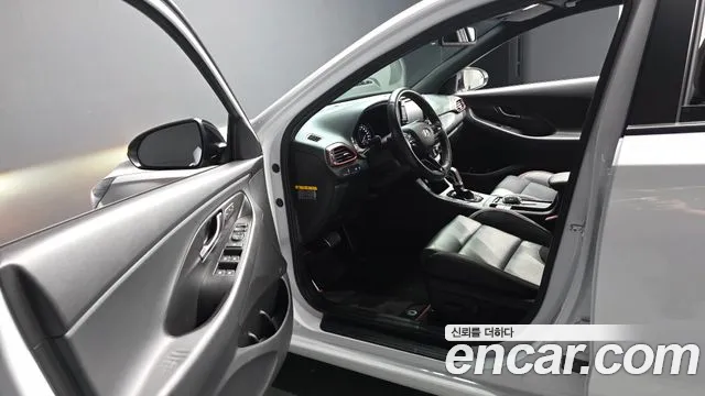 Hyundai i30 2020 thumb 5