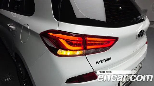 Hyundai i30 2020 thumb 8