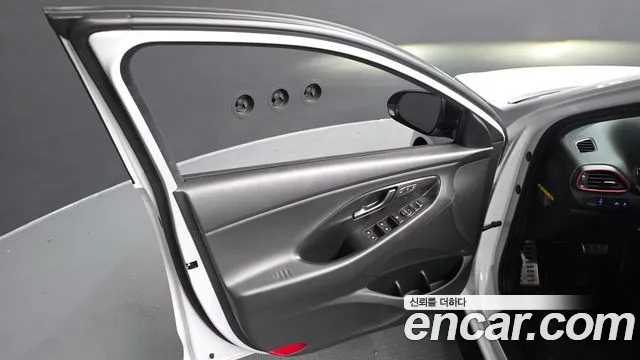 Hyundai i30 2020 thumb 7