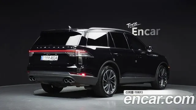 Lincoln Aviator 2022 thumb 3