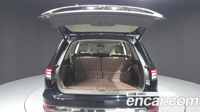 Lincoln Aviator 2022 thumb 5