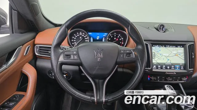 Maserati Levante 2020 thumb 8
