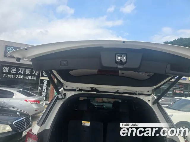 Ford Explorer 2017 thumb 11
