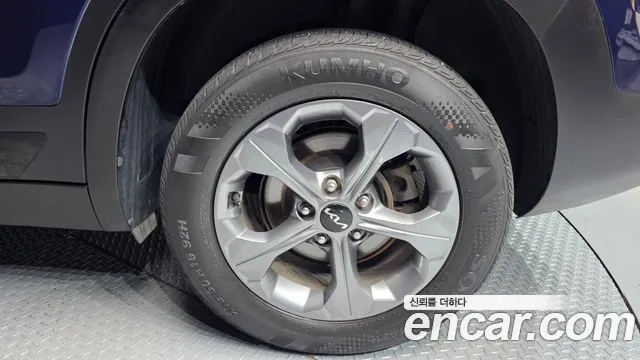 Kia Seltos 2024 thumb 9
