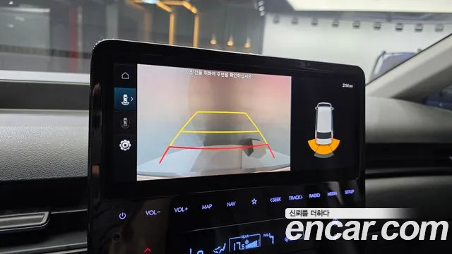 Hyundai Staria 2022 thumb 10
